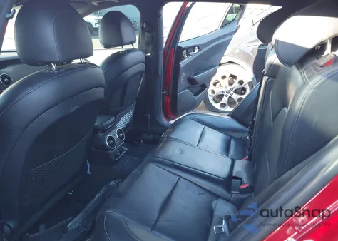 2022 Kia Stinger Gt-Line z USA, uszkodzony, nr VIN KNAE35LD5N6100704